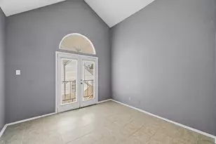 14550 Fonmeadow Dr, Houston, TX 77035 - Photo 2