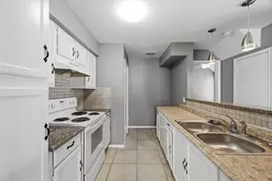 14550 Fonmeadow Dr, Houston, TX 77035 - Photo 20