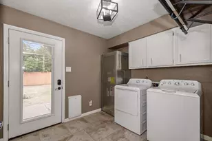 3838 Hansen Dr, Dickinson, TX 77539 - Photo 16