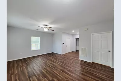 3201 J P Davis Avenue, Bay City, TX 77414 - Photo 6