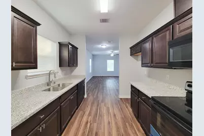 3201 J P Davis Avenue, Bay City, TX 77414 - Photo 14