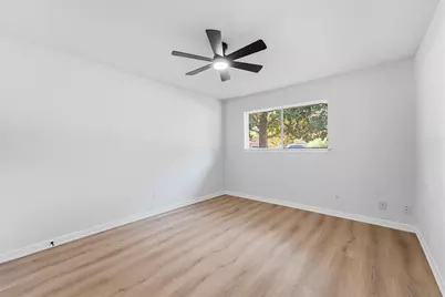 719 Cherry Valley Drive, Houston, TX 77336 - Photo 20