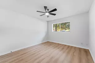 719 Cherry Valley Dr, Houston, TX 77336 - Photo 20