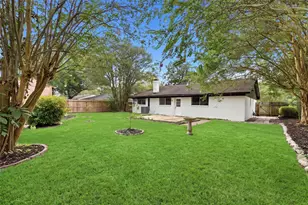 719 Cherry Valley Dr, Houston, TX 77336 - Photo 32