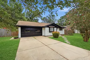 719 Cherry Valley Dr, Houston, TX 77336 - Photo 2