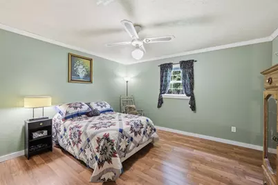 186 Poinsettia Street, Bridge City, TX 77611 - Photo 14