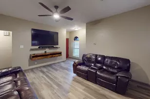1159 Carey Dr, Angleton, TX 77515 - Photo 2