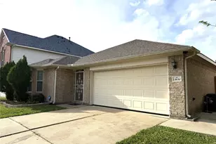 13830 Fort Nelson Dr, Houston, TX 77083 - Photo 2