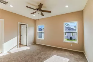 220 Red Bud Ln, Onalaska, TX 77360 - Photo 10