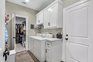 10 N Forrest Ave, La Porte, TX 77571 - Photo 20