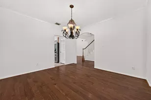 2710 Five Oaks Dr, Missouri City, TX 77459 - Photo 10