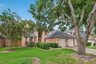 2710 Five Oaks Dr, Missouri City, TX 77459 - Photo 2