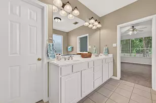 2710 Five Oaks Dr, Missouri City, TX 77459 - Photo 30