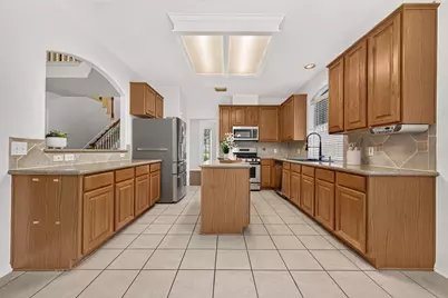 2710 Five Oaks Drive, Missouri City, TX 77459 - Photo 14