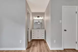 106 N Woodstock Cir Dr, The Woodlands, TX 77381 - Photo 28