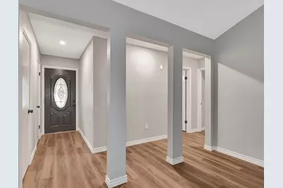 106 N Woodstock Circle Drive, The Woodlands, TX 77381 - Photo 6