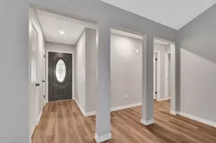106 N Woodstock Cir Dr, The Woodlands, TX 77381 - Photo 6