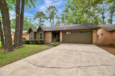 106 N Woodstock Circle Drive, The Woodlands, TX 77381 - Photo 2