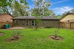 106 N Woodstock Cir Dr, The Woodlands, TX 77381 - Photo 36