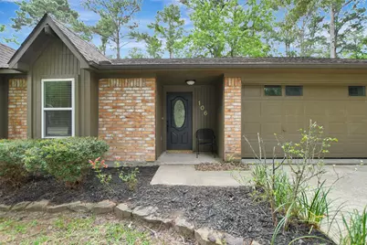 106 N Woodstock Circle Drive, The Woodlands, TX 77381 - Photo 4