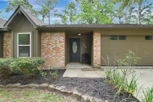 106 N Woodstock Cir Dr, The Woodlands, TX 77381 - Photo 4