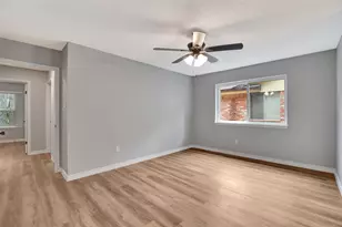 106 N Woodstock Cir Dr, The Woodlands, TX 77381 - Photo 26