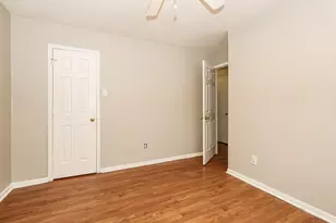 1711 Rock Ridge Dr, Houston, TX 77049 - Photo 12