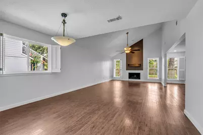 6835 Queensclub Drive, Houston, TX 77069 - Photo 18