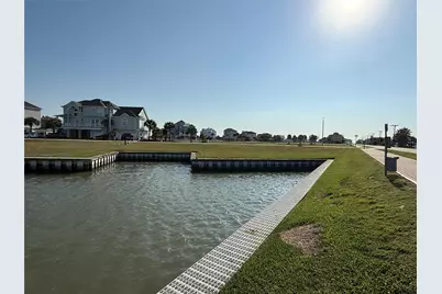 2 Fleming, Hitchcock, TX 77563 - Photo 2