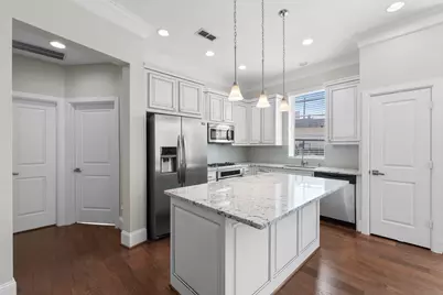 702 N Shepherd Drive, Houston, TX 77007 - Photo 8