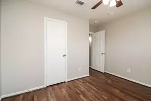 7457 Parkland Manor Dr, Cypress, TX 77433 - Photo 10