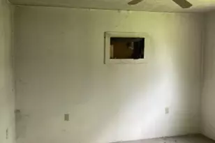 201 W Oak, Daisetta, TX 77533 - Photo 4