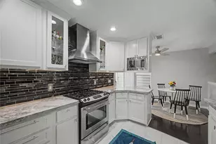 1104 Buckner St, Houston, TX 77019 - Photo 14