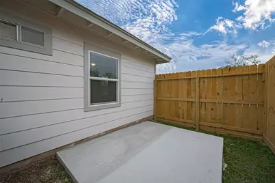 1739 W 5th Street, Freeport, TX 77541 - Photo 24