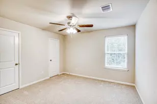 8214 Sunberry Shadow Dr, Houston, TX 77016 - Photo 14