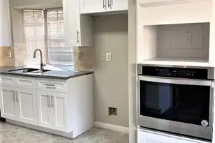 3231 Creek Manor Dr, Houston, TX 77339 - Photo 8