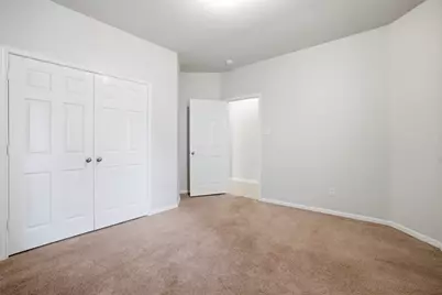 116 Camelot Place Ct, Conroe, TX 77304 - Photo 4