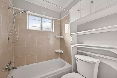 10006 Towne Tower Lane, Sugar Land, TX 77498 - Photo 24