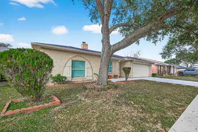 10006 Towne Tower Lane, Sugar Land, TX 77498 - Photo 2