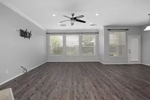 6703 Forsythe Ln, Sugar Land, TX 77479 - Photo 6