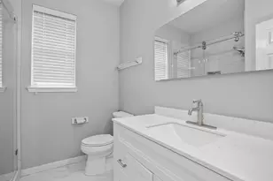 6703 Forsythe Ln, Sugar Land, TX 77479 - Photo 24