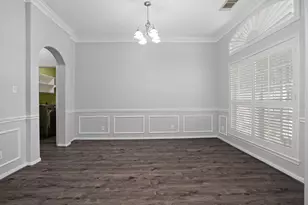 6703 Forsythe Ln, Sugar Land, TX 77479 - Photo 4