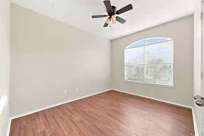 18810 Lantern Cove Lane, Tomball, TX 77375 - Photo 16