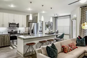 7100 Uvalde Rd, Houston, TX 77049 - Photo 10