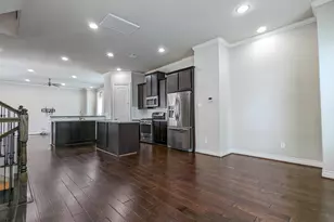 5323 Kiam St, Houston, TX 77007 - Photo 14