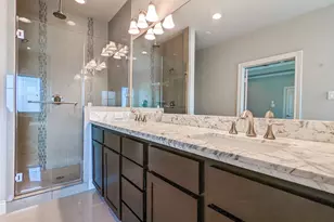 5323 Kiam St, Houston, TX 77007 - Photo 1