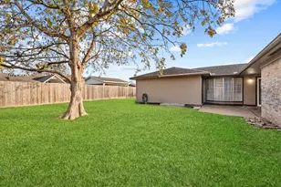 9302 Claridge Dr, Houston, TX 77031 - Photo 48