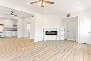 1014 Humphrey Ave, Palacios, TX 77465 - Photo 20