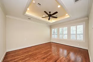 9614 Chatfield St, Houston, TX 77025 - Photo 16