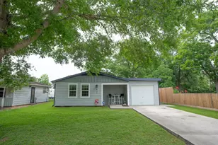 846 S Anderson St, Angleton, TX 77515 - Photo 4